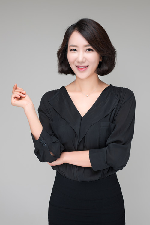 江律千佼填 国际高级纹绣师